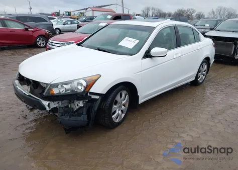 2009 Honda Accord 2.4 Ex-L z USA, uszkodzony, nr VIN 1HGCP26879A035614